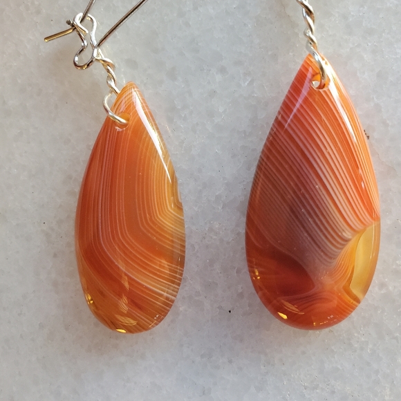New Orange Onyx Agate Dangle Earrings. - Picture 6 of 16